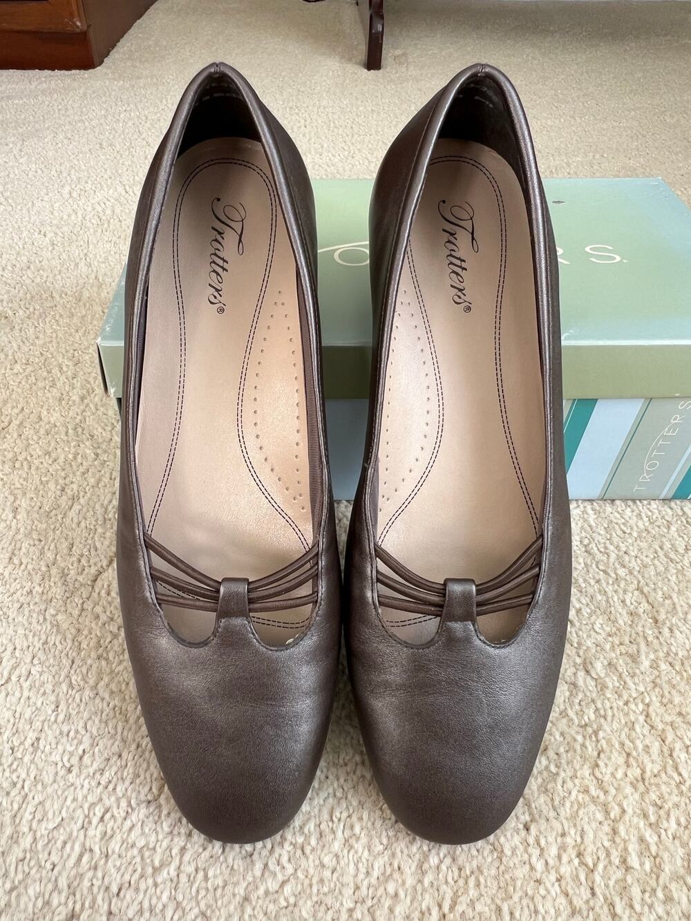 Trotters Delight Starlight Bronze Metallic Leather Comfort Ballet Flats 8.5M